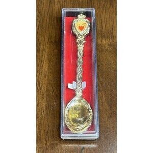 Vintage Souvenir Spoon Collectible island country Bahrain gold tone map outline